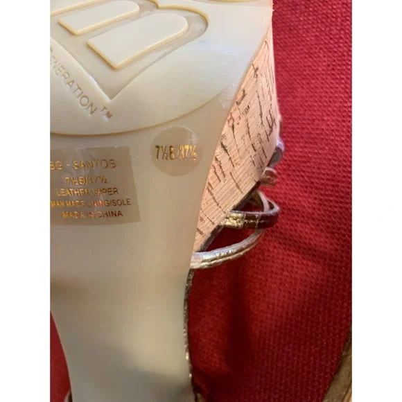 BCBGeneration Santos gold platform sandals, New, 7.5 - Picture 10 of 12